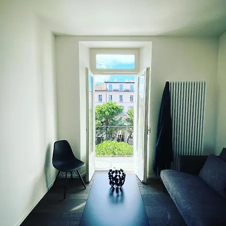 Intra Altstadtwohnung Lejlighed Verbania